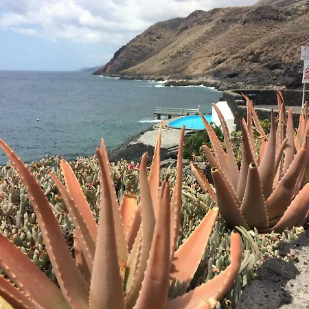 Salitre La Caleta (El Hierro)